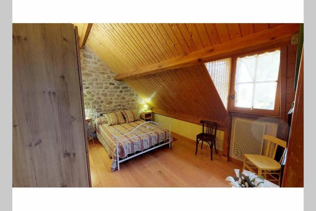 La Grange De Salvaneix Gite Pour 15 Personnes 7 Chambres Avec 6 Sdb-6Wc Sarran Buitenkant foto
