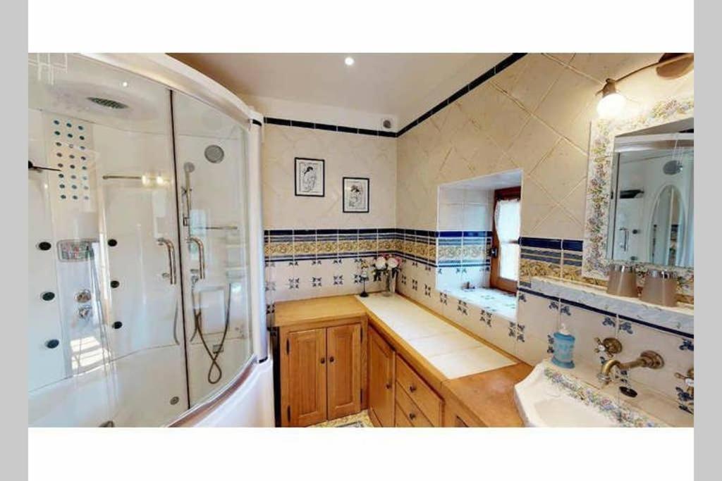 La Grange De Salvaneix Gite Pour 15 Personnes 7 Chambres Avec 6 Sdb-6Wc Sarran Buitenkant foto