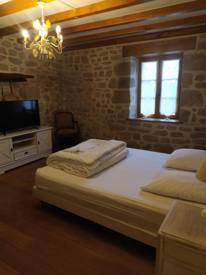 La Grange De Salvaneix Gite Pour 15 Personnes 7 Chambres Avec 6 Sdb-6Wc Sarran Buitenkant foto